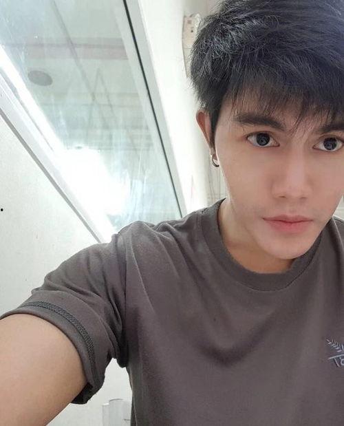 吃瓜网红男博主是谁,吃瓜网红男博主背后的神秘故事