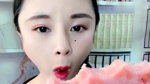 网红吃瓜美女是谁啊视频